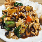Best Chicken w. Black Bean Sauce in Waterloo, IA