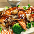 Best Teriyaki Seafood Combination in Waterloo, IA