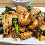 Best Chicken & Shrimp Szechuan Style in Waterloo, IA